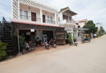 5 Bedroom Villa Behind Night Market - Siem Reap Rentals thumbnail