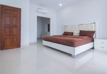 3 Bedroom Flat For Rent - Svay Dangkum, Siem Reap thumbnail