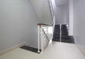 3 Bedroom Flat For Rent - Svay Dangkum, Siem Reap thumbnail