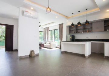 3 Bedroom  Apartment For Rent - Kouk Chak, Siem Reap thumbnail