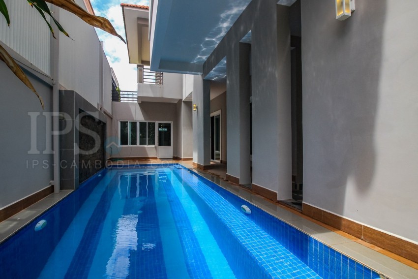 4 Bedroom Villa For Rent - Tonle Bassac, Phnom Penh