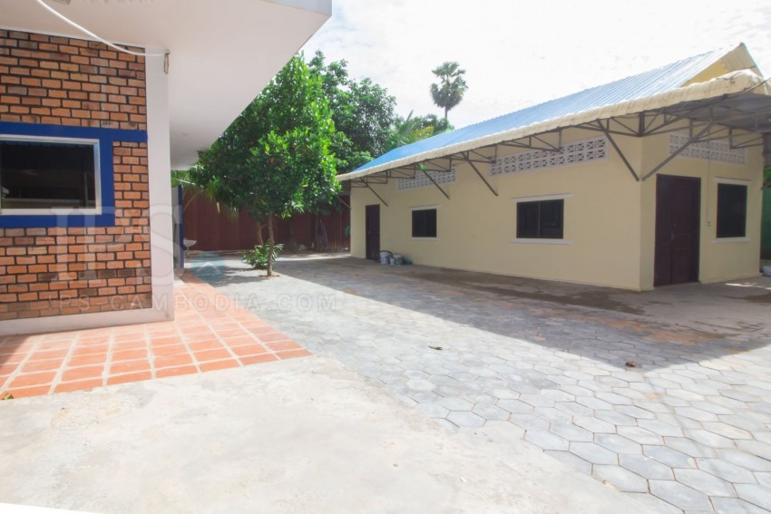 2 House   For Sales in Sala Kamreuk, Siem Reap