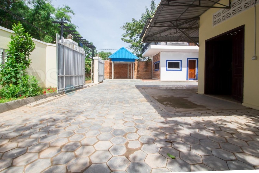 2 House   For Sales in Sala Kamreuk, Siem Reap