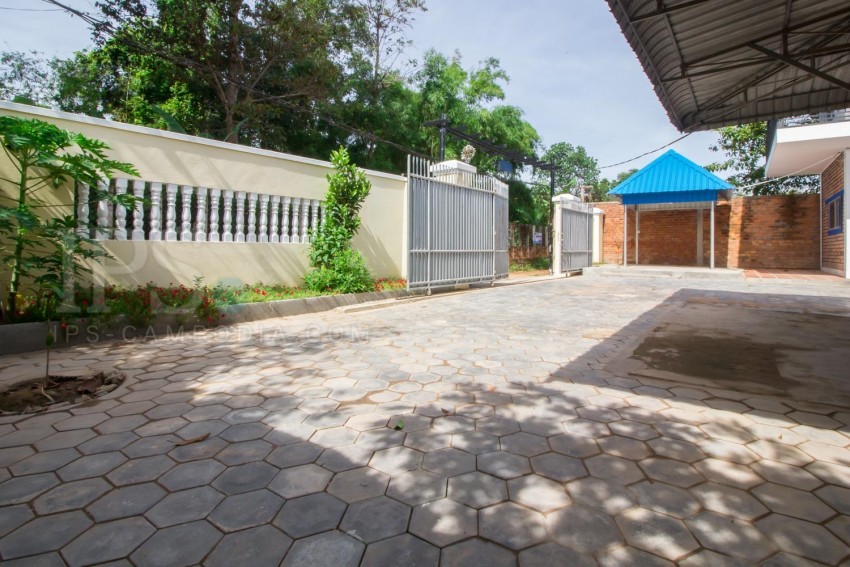 2 House   For Sales in Sala Kamreuk, Siem Reap