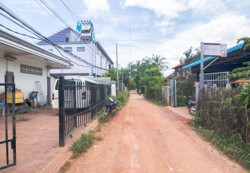 406 sqm Land and 4 Room House For Sale -  Wat Bo, Siem Reap thumbnail