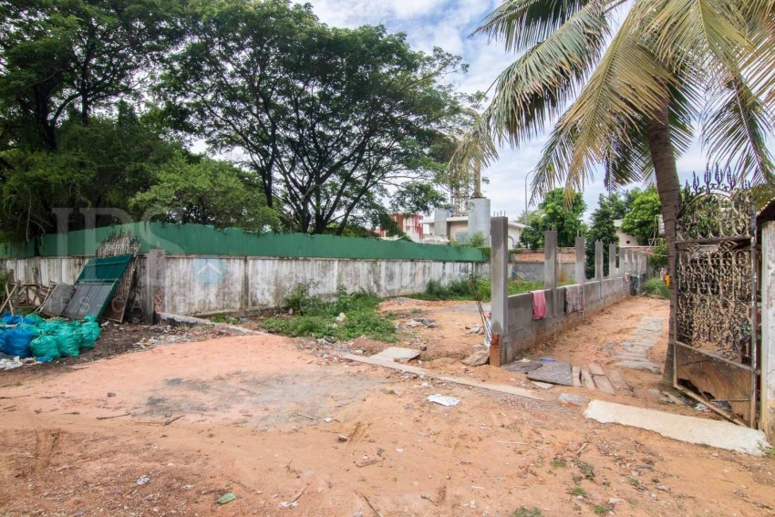   600sqm Land For Sale - Svay Dangkum, Siem Reap