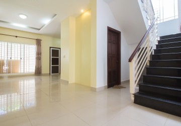 3 Bedroom Villa for Rent - Svay Dangkum, Siem Reap thumbnail