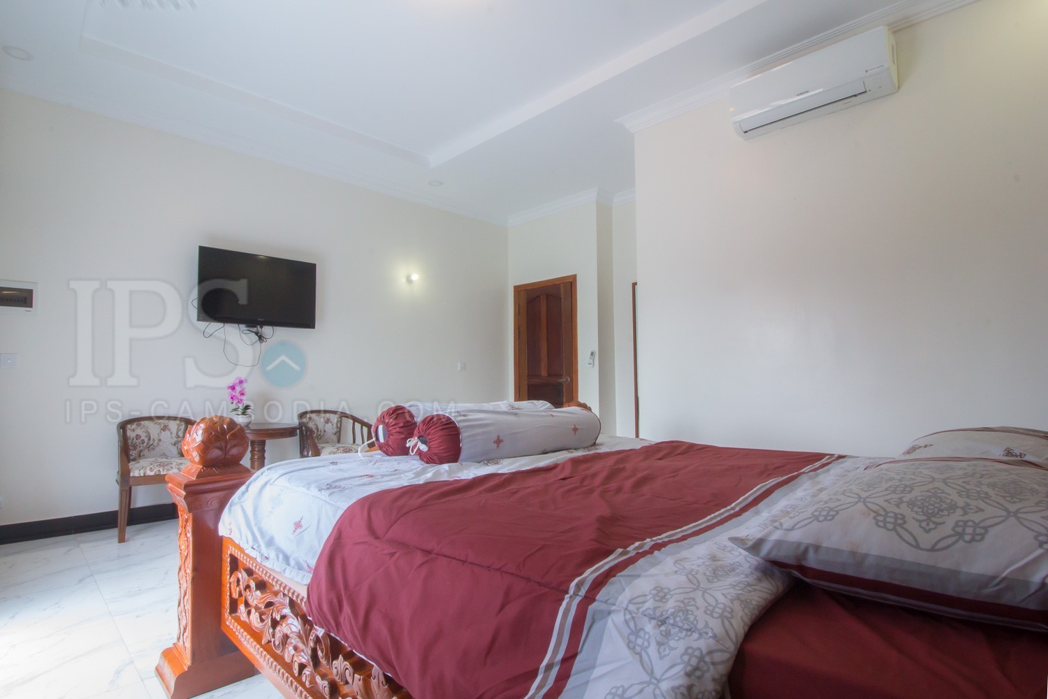 3 Bedroom Flat For Rent - Svay Dangkum, Siem Reap - Image 9