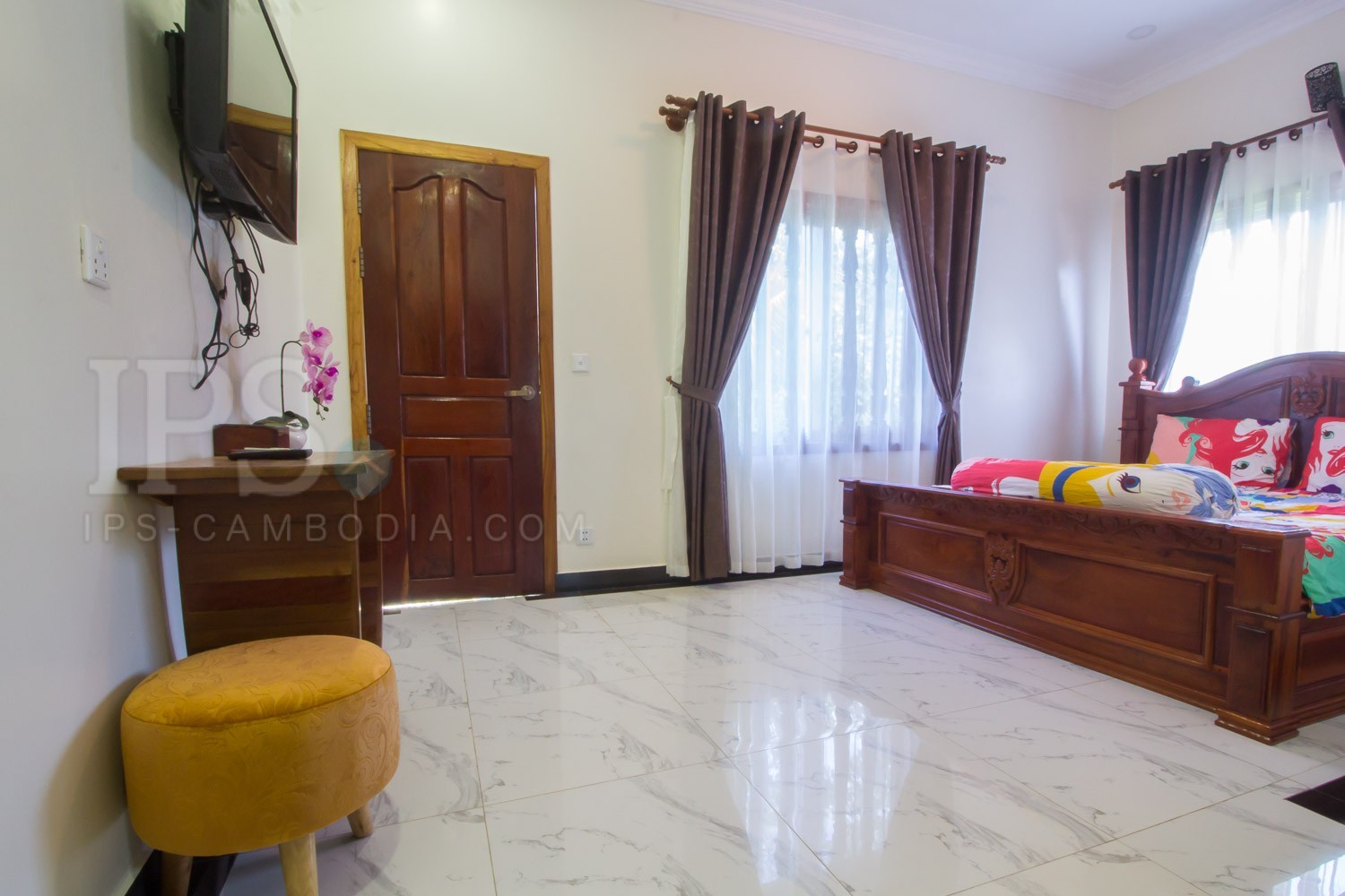 3 Bedroom Flat For Rent - Svay Dangkum, Siem Reap - Image 4