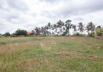 600 sq.m. Land For Sale - Chreav, Siem Reap thumbnail