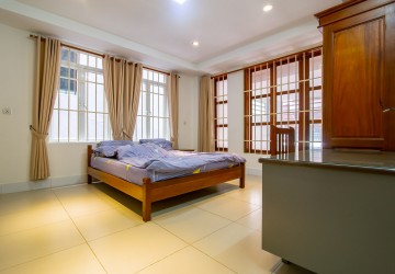 3 Bedrooms Services Apartment For Rent -  Russian Market, Phnom Penh thumbnail