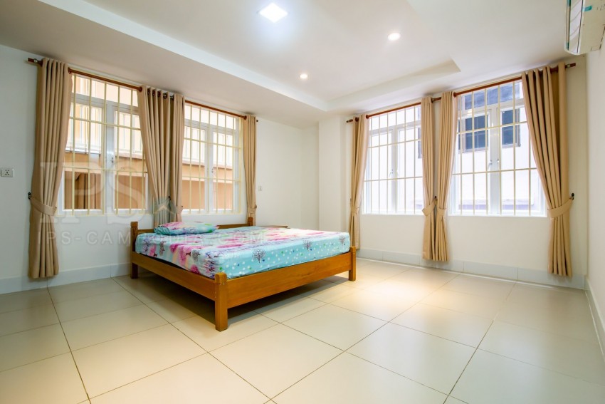 3 Bedrooms Services Apartment For Rent -  Russian Market, Phnom Penh