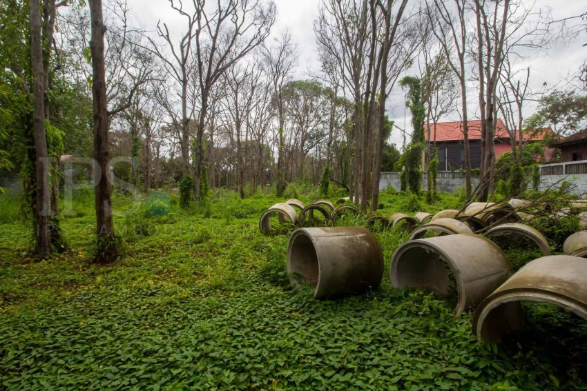 12,600 sq.m. Land For Sale - Slor Kram, Siem Reap