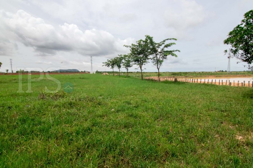 40,000 sq.m. Land For Sale - Svay Dangkum, Siem Reap