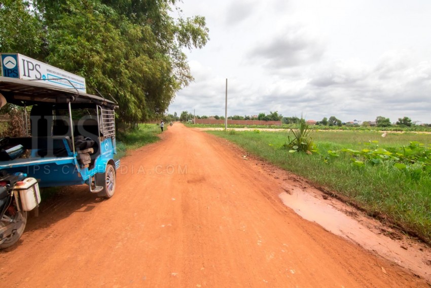 40,000 sq.m. Land For Sale - Svay Dangkum, Siem Reap