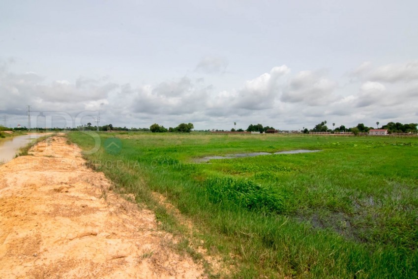 40,000 sq.m. Land For Sale - Svay Dangkum, Siem Reap