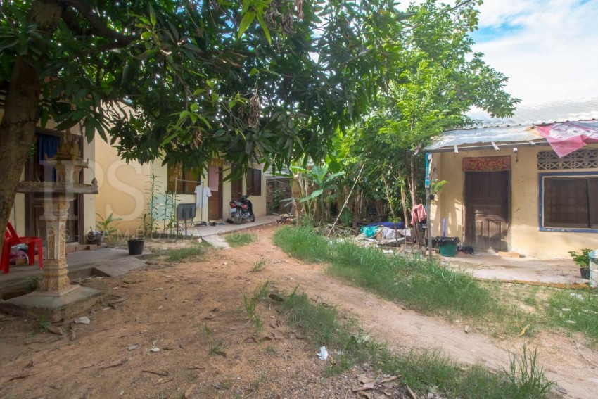 976 sq.m. Land for Sale - Svay Dangkum, Siem Reap