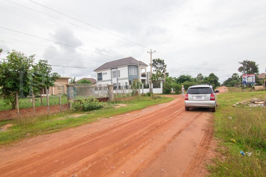 660 sq.m. Land  For Sale - Svay Dangkum, Siem Reap