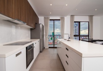 19th Floor 2 Bedroom Condo For Sale - Embassy Central, BKK1, Phnom Penh thumbnail
