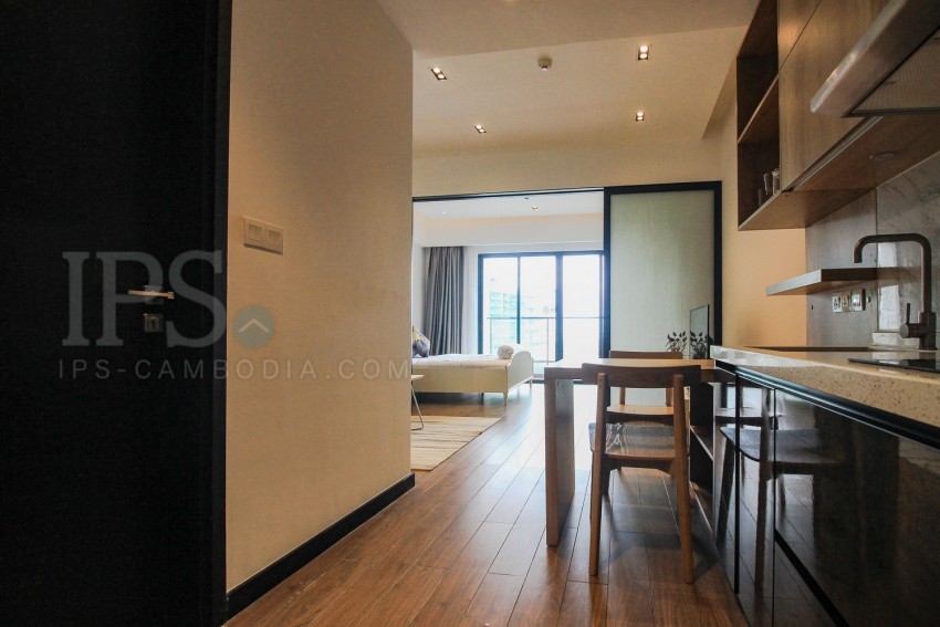 Studio Room Condo Unit For Rent - Tonle Bassac, Phnom Penh