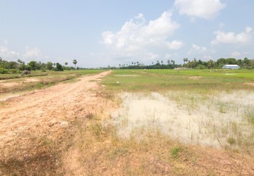 33,000 sq.m. Land for Sale - Sra Ngae, Siem Reap thumbnail