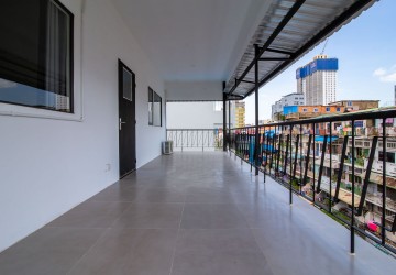 4 Bedroom Apartment For Rent - Daun Penh, Phnom Penh thumbnail