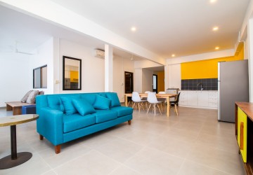 3 Bedroom Renovated Apartment For Rent - Daun Penh, Phnom Penh thumbnail