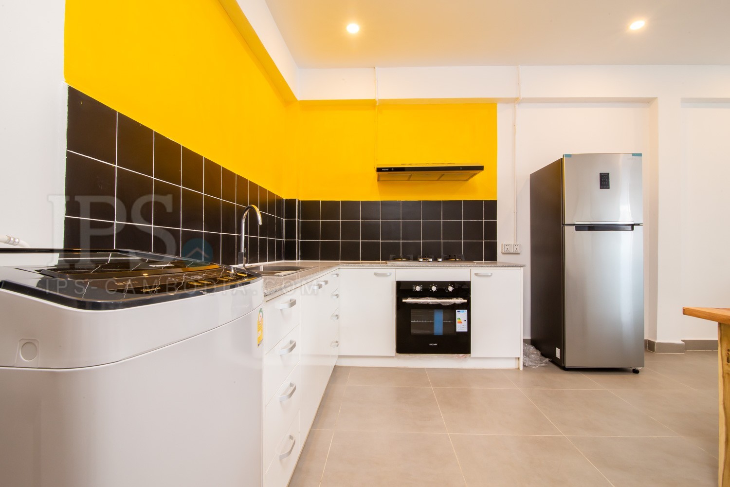 3 Bedroom Renovated Apartment For Rent - Daun Penh, Phnom Penh - Image 9 3 Bedroom Renovated Apartment For Rent - Daun Penh, Phnom Penh - Image 9
