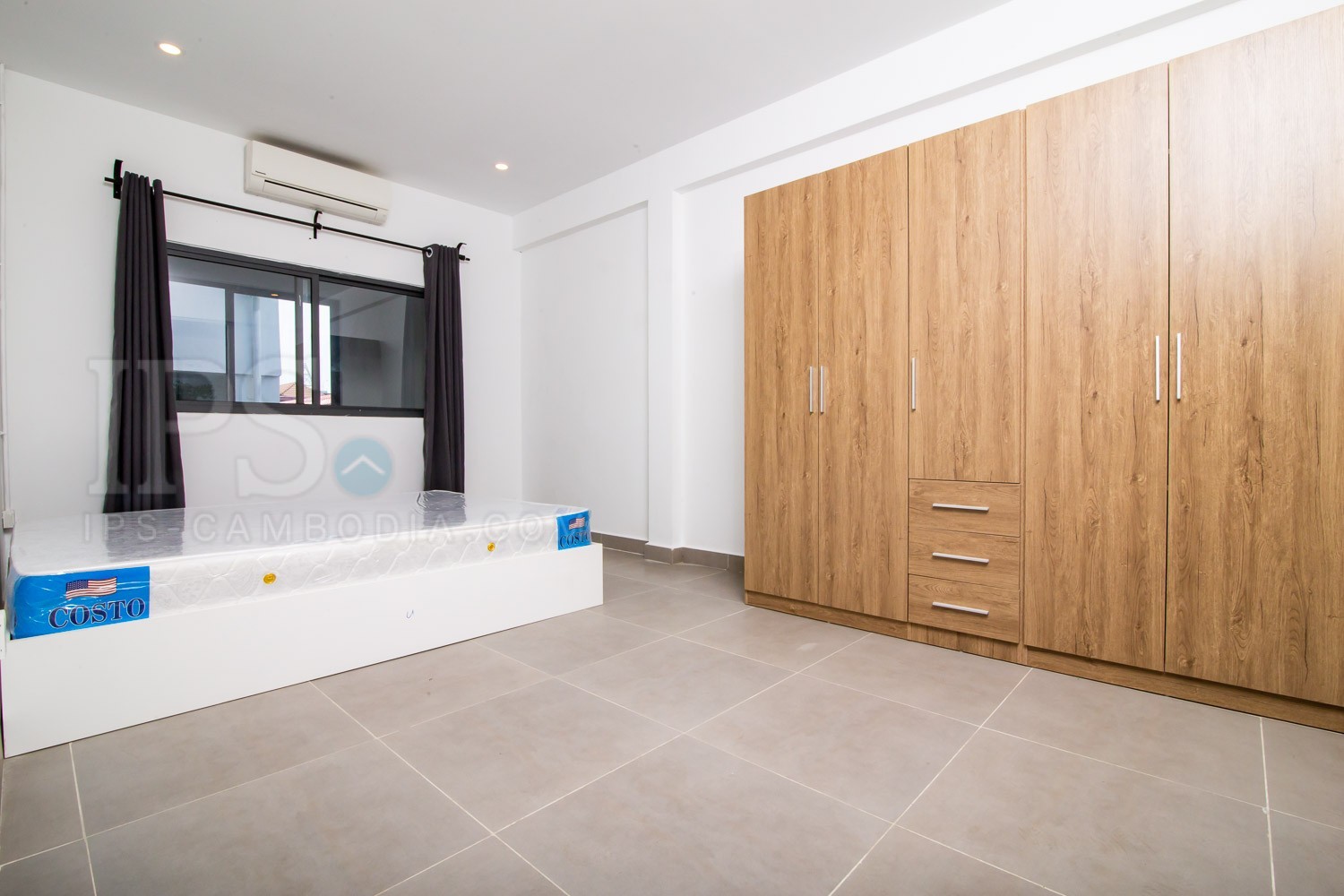 3 Bedroom Renovated Apartment For Rent - Daun Penh, Phnom Penh - Image 5 3 Bedroom Renovated Apartment For Rent - Daun Penh, Phnom Penh - Image 5