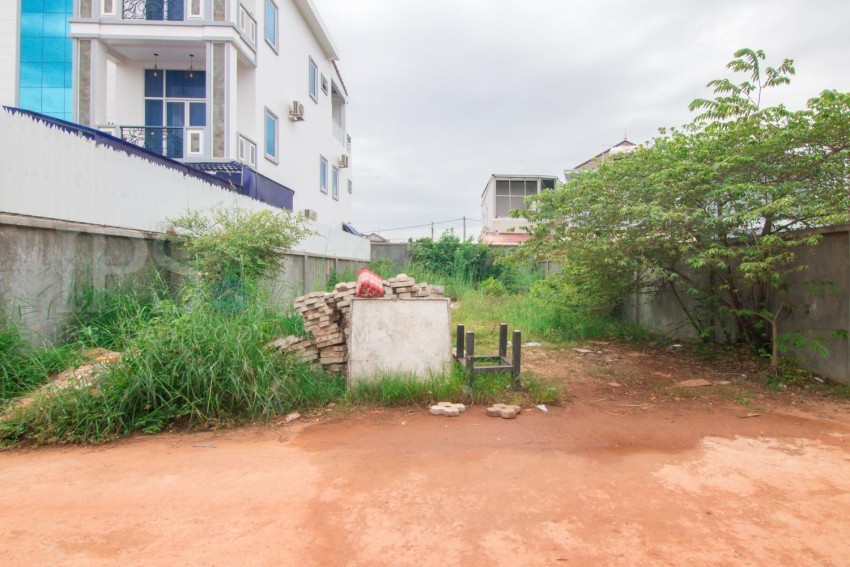 230 sq.m Land For Sale - Svay Dangkum, Siem Reap