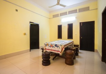 5 Bedroom Villa For Rent - Svay Dangkum, Siem Reap thumbnail