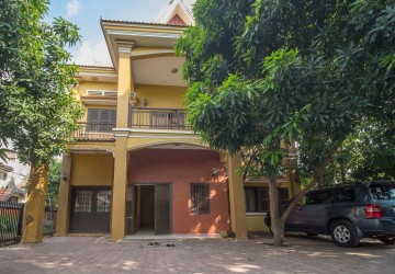 5 Bedroom Villa For Rent - Svay Dangkum, Siem Reap thumbnail