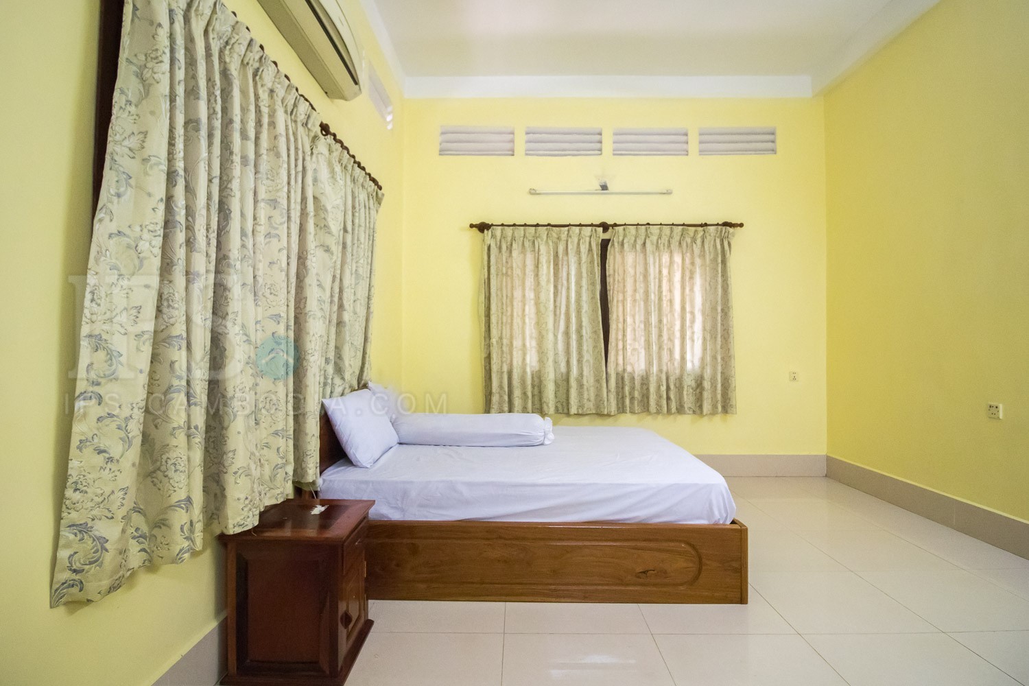 5 Bedroom Villa For Rent - Svay Dangkum, Siem Reap - Image 8