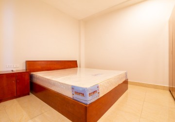 2 Bedroom Flat  For Rent - Daun Penh, Phnom Penh thumbnail