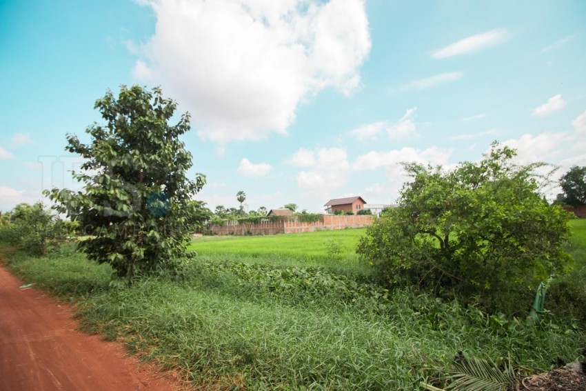  3,813??? sq.m. Land For Sale - Sala Kamreuk, Siem Reap