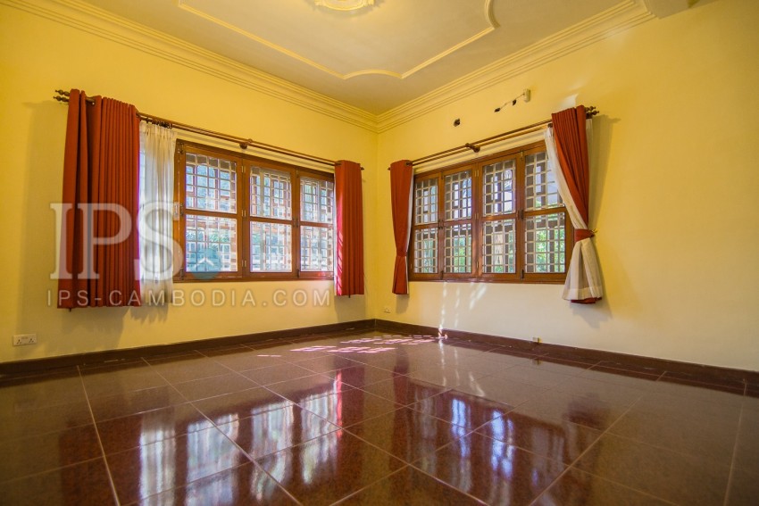 5 Bedrooms Villa For Rent - BKK1 , Phnom Penh