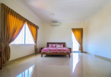 3 Bedroom Serviced Apartment For Rent - Toul Kork, Phnom Penh thumbnail