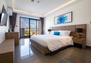 4 Bedroom Penthouse  For Rent - BKK 1, Phnom Penh thumbnail