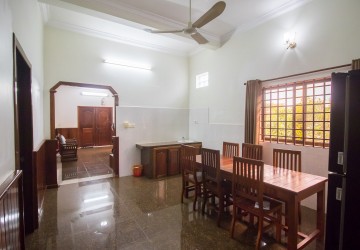 3 Bedroom Apartment For Rent in Svay Dangkum, Siem Reap thumbnail