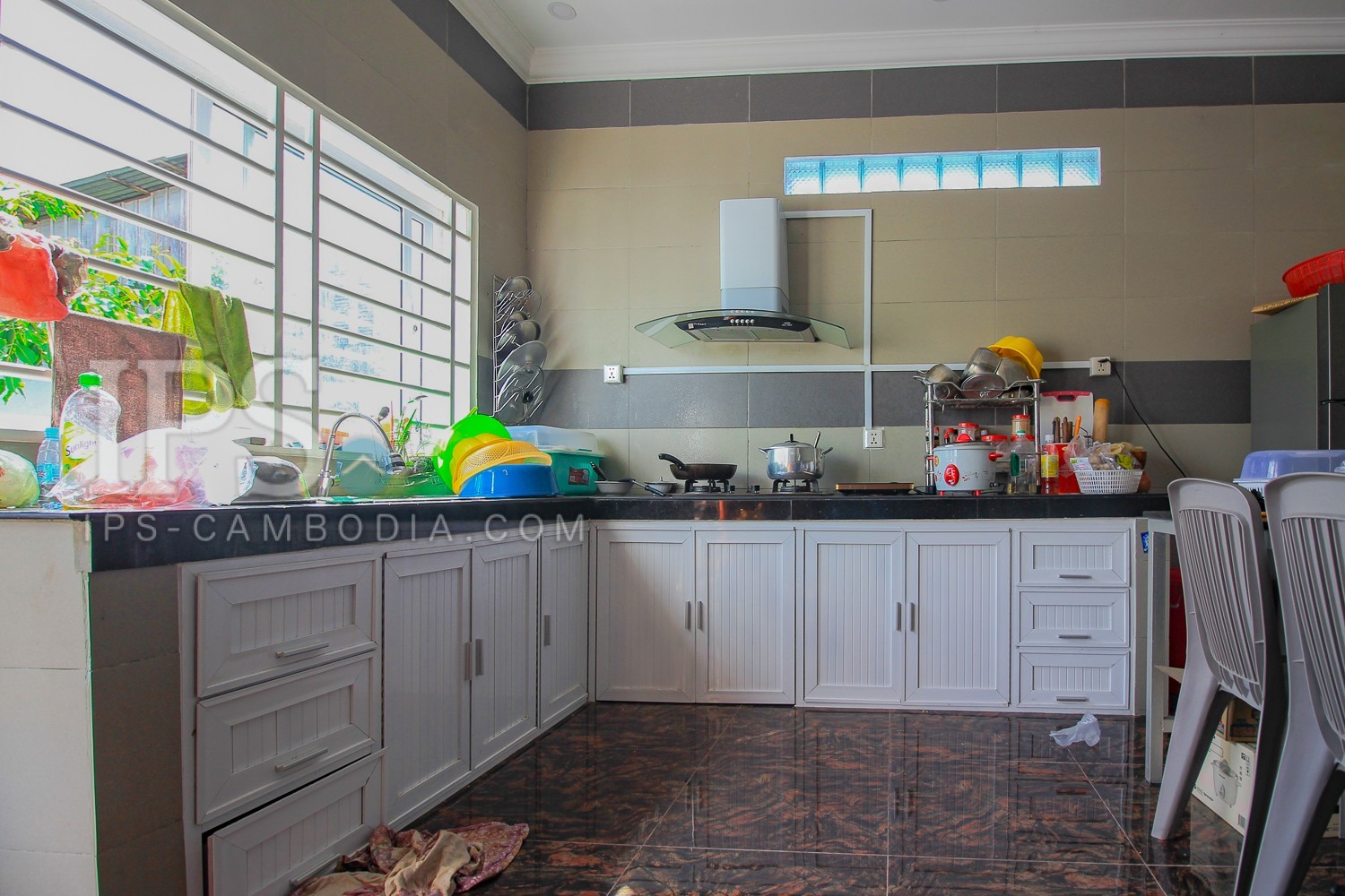4 Bedroom Villa For Sale - Chbar Ampov,  Phnom Penh - Image 4