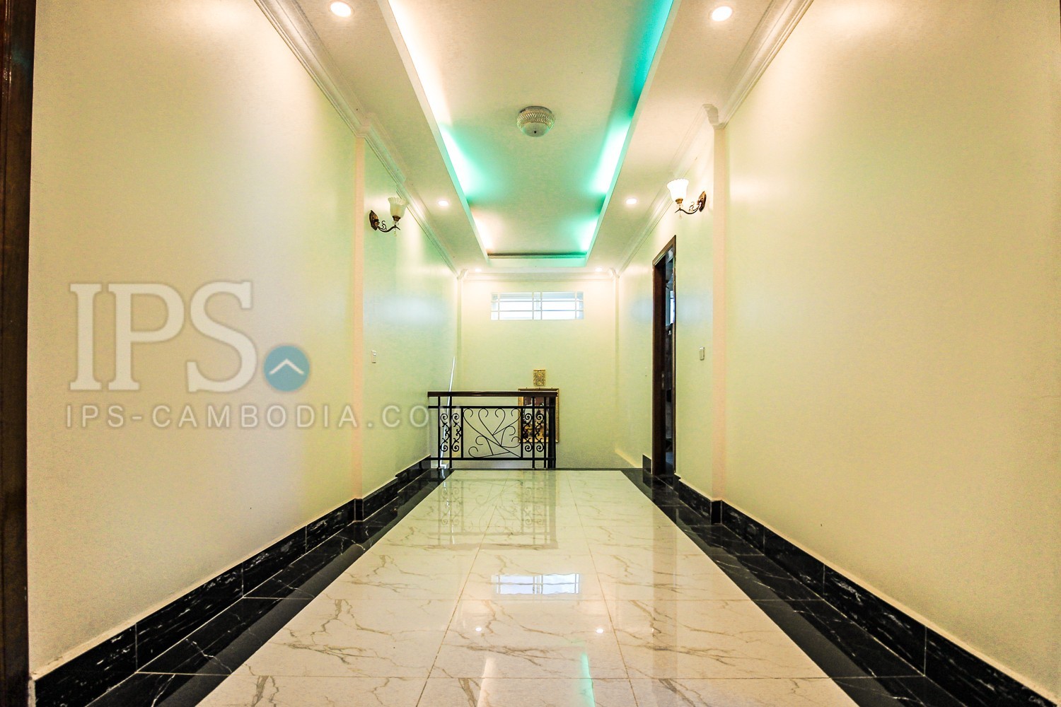 4 Bedroom Villa For Sale - Chbar Ampov,  Phnom Penh - Image 3