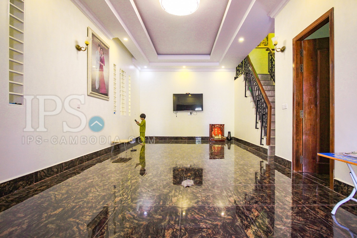 4 Bedroom Villa For Sale - Chbar Ampov,  Phnom Penh - Image 2