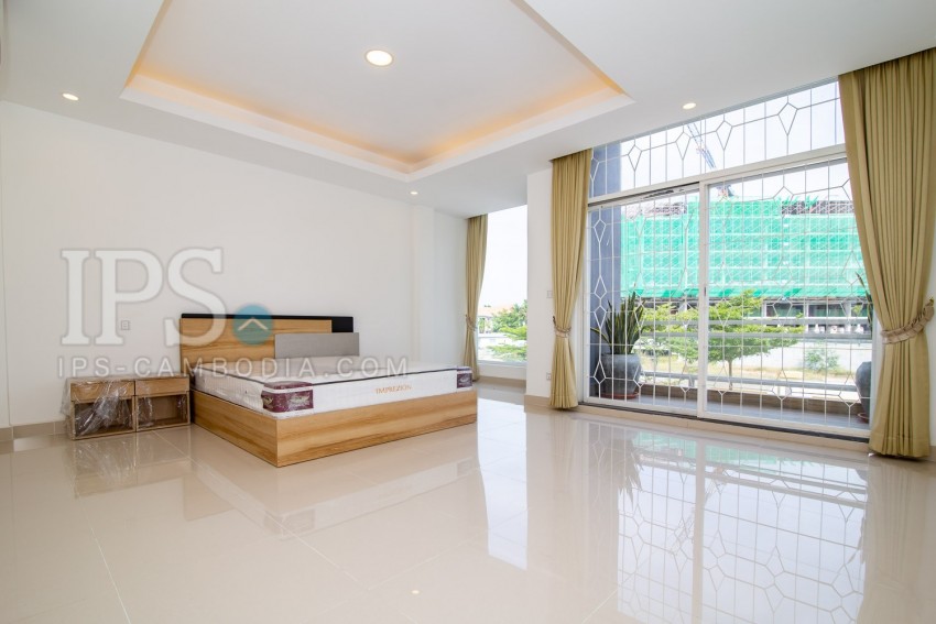 3 Bedroom Twin Villa  For Rent - Toek Tla, Phnom Penh