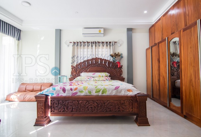 4 Bedroom Villa  For Sale - Kouk Chak, Siem Reap