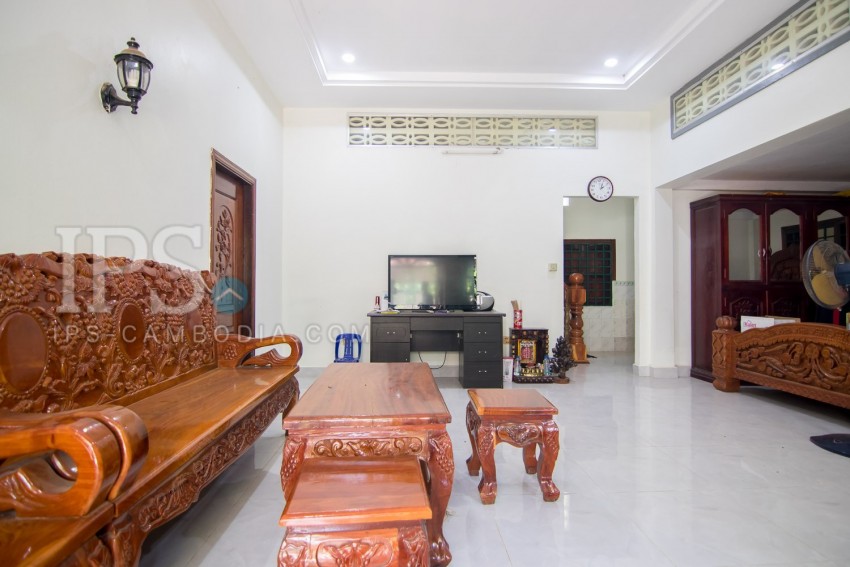 4 Bedroom Villa  For Sale - Kouk Chak, Siem Reap