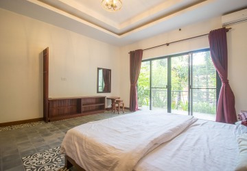 2 Bedrooms Apartment For Rent - Svay Dangkum, Siem Reap thumbnail