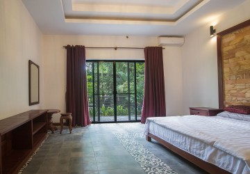 2 Bedrooms Apartment For Rent - Svay Dangkum, Siem Reap thumbnail