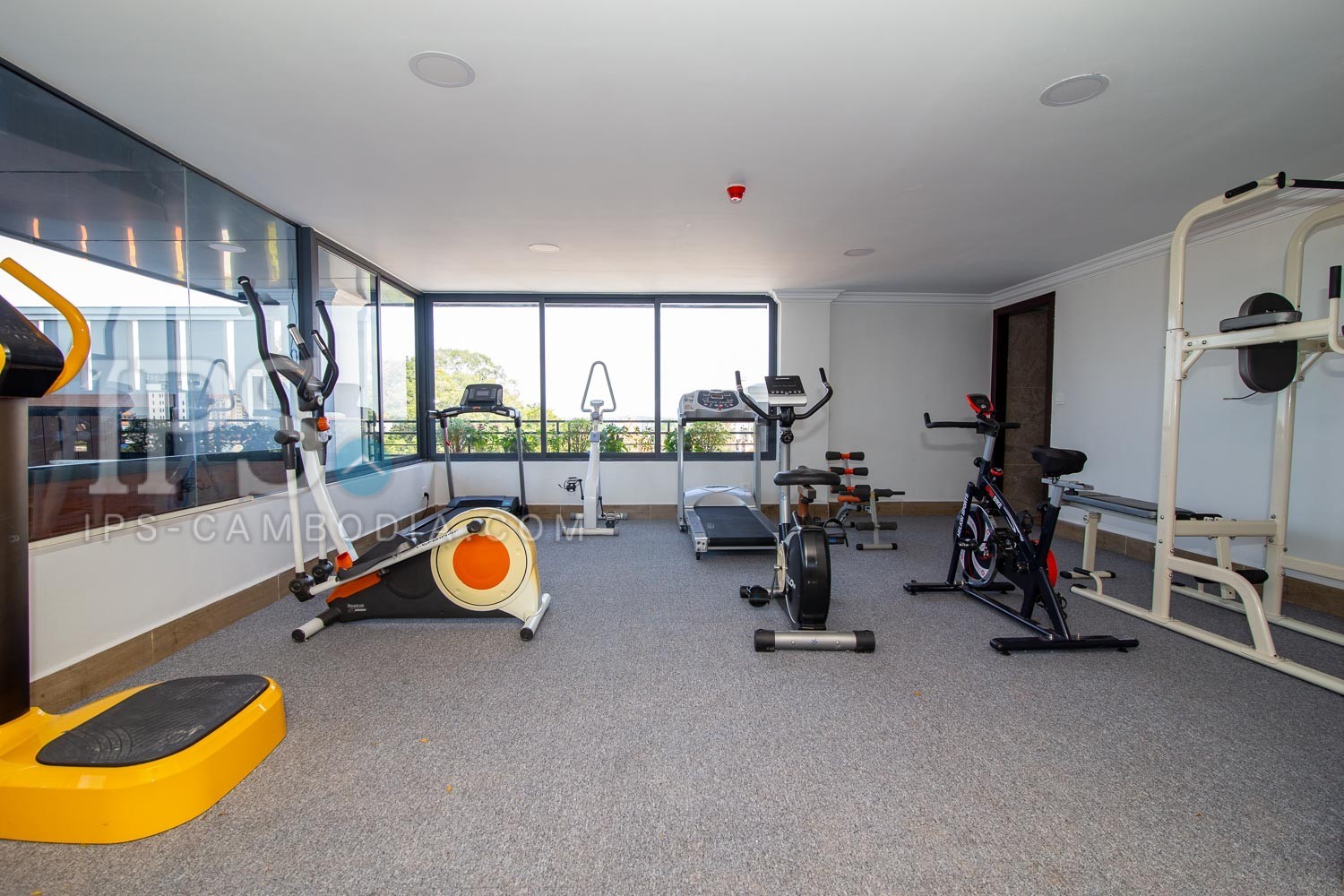 4 Bedroom Serviced Apartment  For Rent - Chey Chumneah, Phnom Penh - Image 21