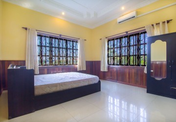 6 Bedrooms Villa  For Rent - Svay Dangkum, Siem Reap thumbnail