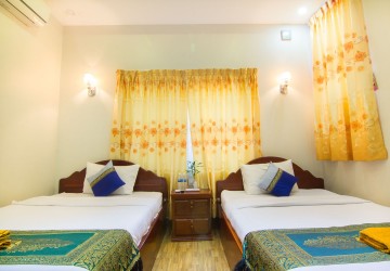 11 Bedroom Guesthouse For Rent - Kouk Chak, Siem Reap thumbnail